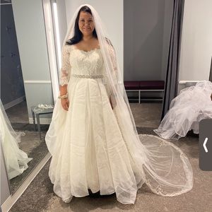 Brand New Wedding Dress